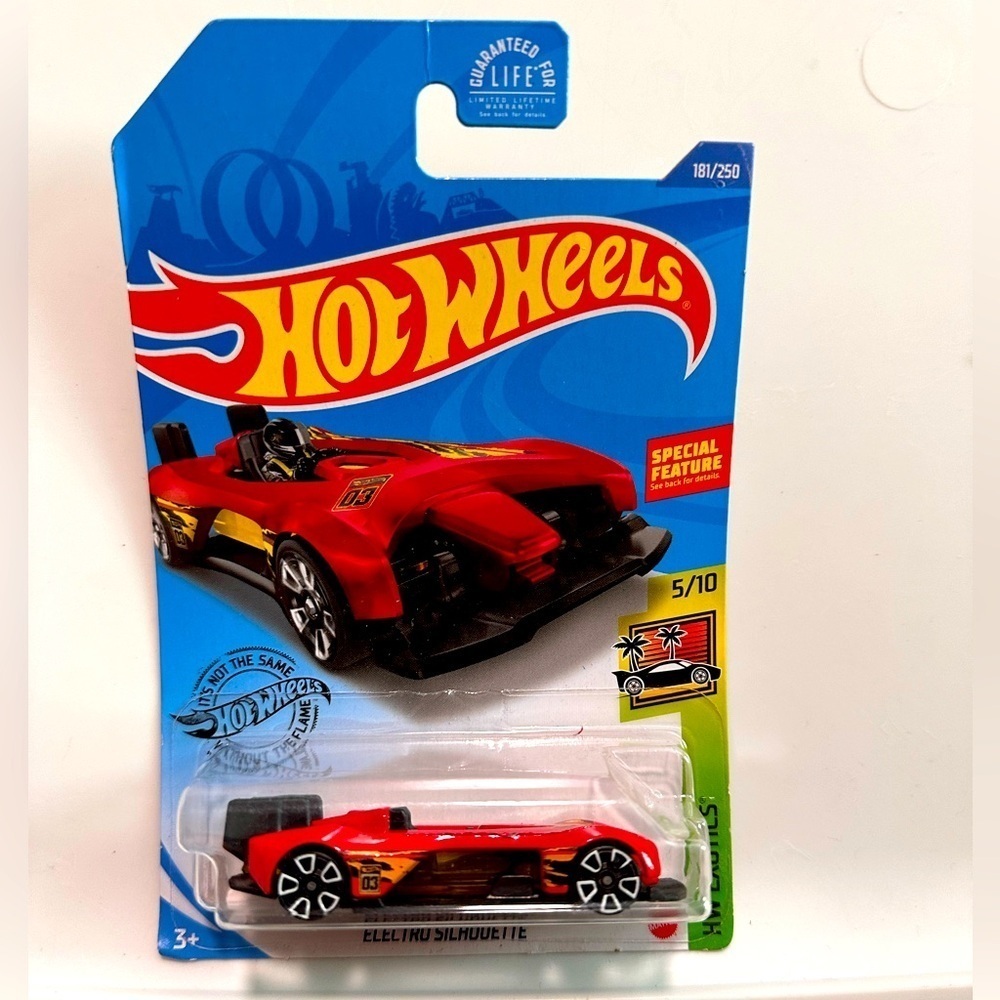 2020 Hot Wheels #181 HW Exotics Electro Silhouette red
 HW Exotics 5/10 NIP